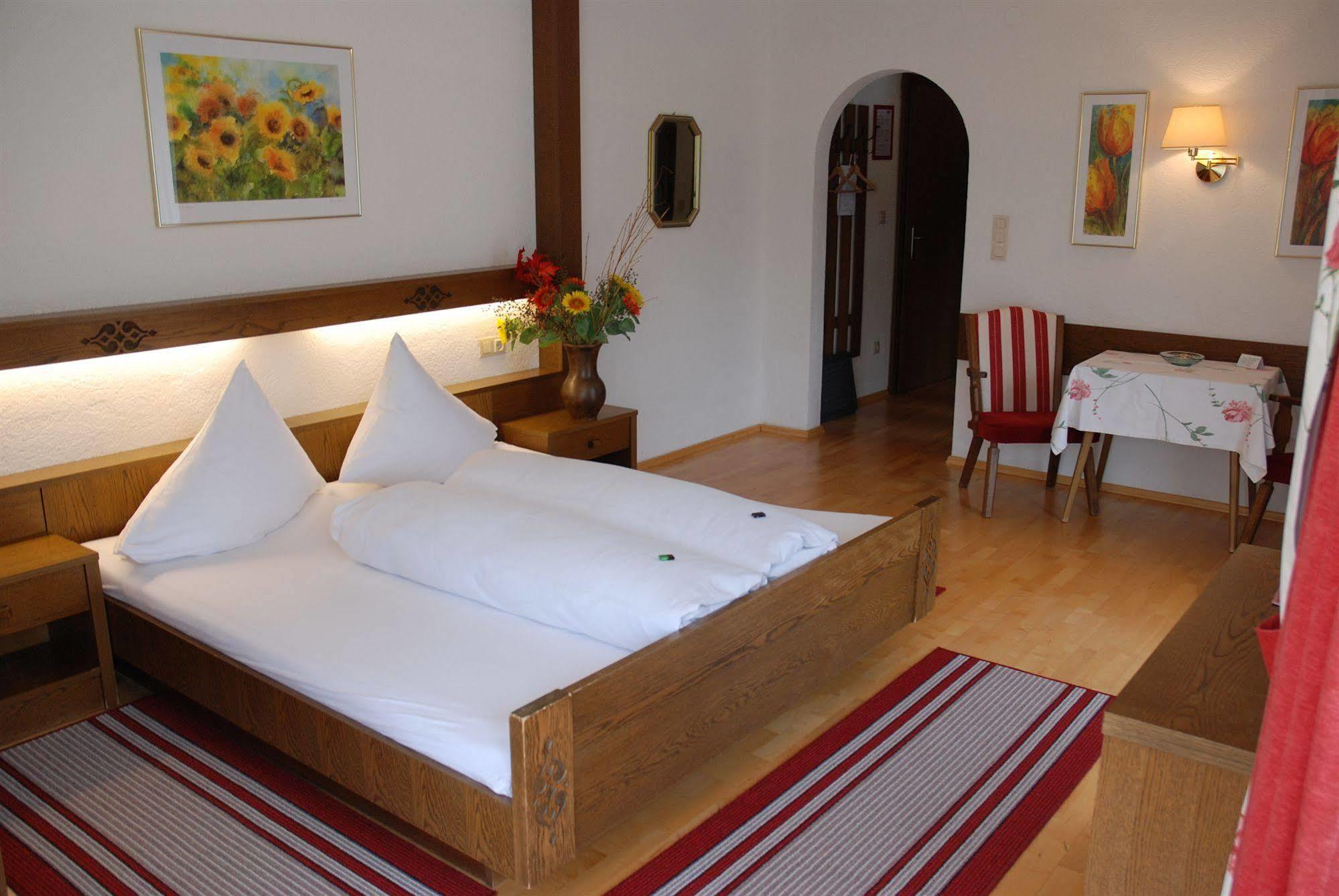 Landhaus Klausnerhof Hotel Garni Seefeld w Tirolu Zewnętrze zdjęcie